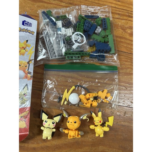 Mega‎ Pokemon Bricks Set Pikachu Evolution Set Open Box Building Toy Kit Mattel - Picture 1 of 4